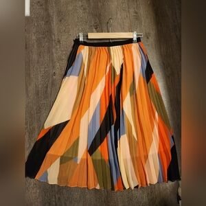 HD in Paris Black and Cream Garment